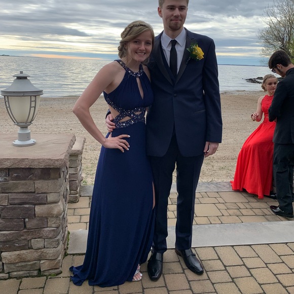 PROM DRESS - Picture 2 of 2